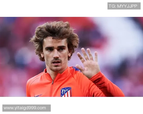 球星足球壁挂装饰打造个性化家居空间 让你与偶像同框每一刻