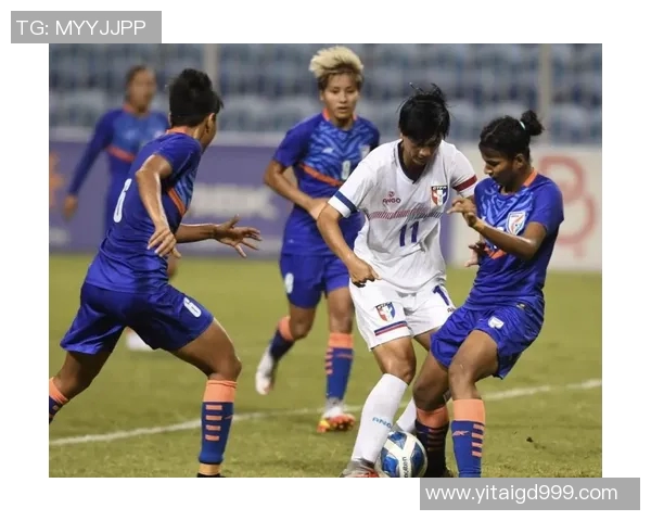 以女足球星为核心展现巾帼力量塑造激情与梦想并存的绿茵形象